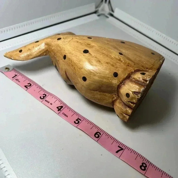 Unique Vintage Hand Carved Wood Bunny Figurine made in Indonesia - Picture 4 of 4